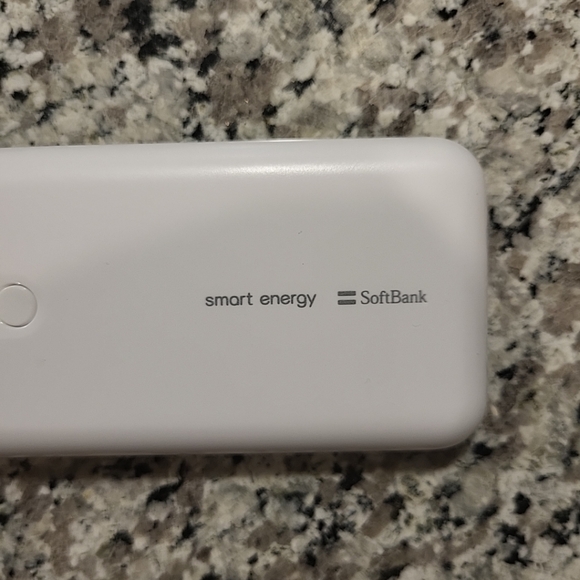 Softbank Smart Energy Portable Charger 6200 mAh - Picture 3 of 6